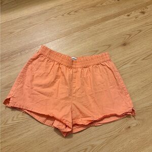 Aritzia sunday best shorts